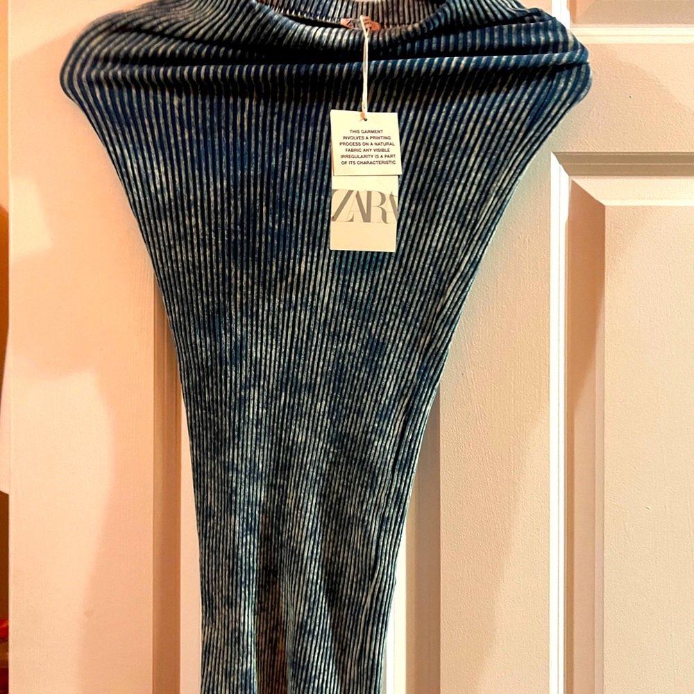 Zara Pencil skirt new with tags